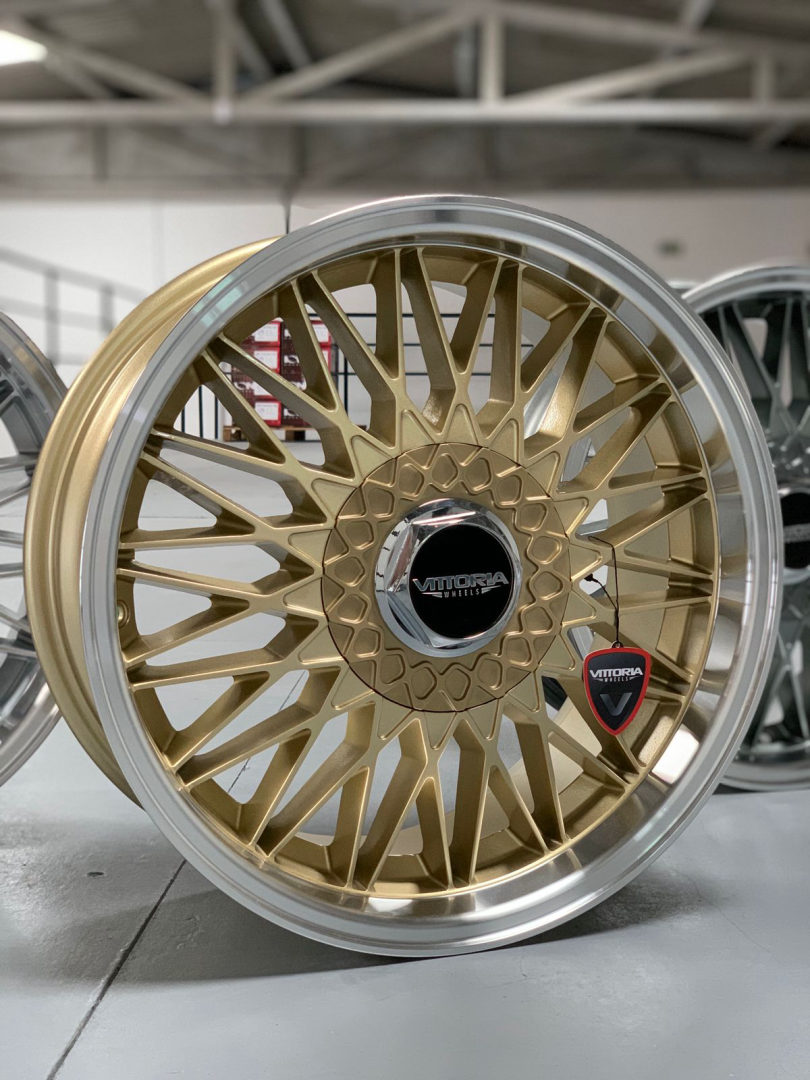 4 RODAS VITTORIA BALLINA / ARO 17X7,5 (5X100) ET35