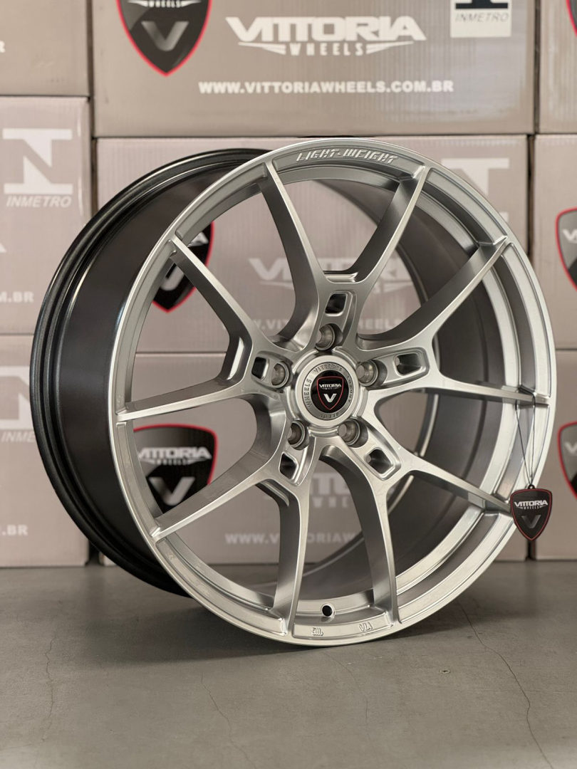 4 RODAS VITTORIA KYOTO FLOW FORM / ARO 19X8,5 (5X112) ET45