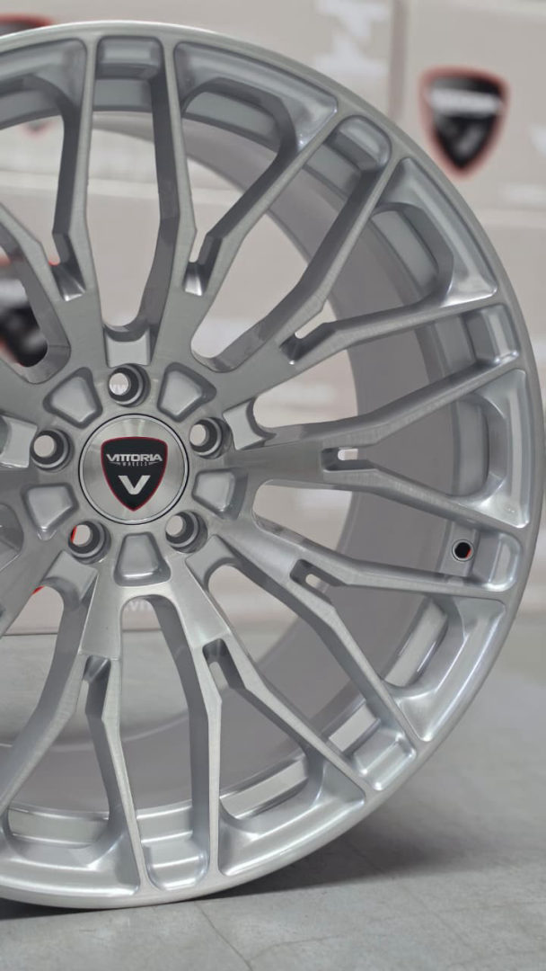 4 RODAS VITTORIA LUINA II / ARO 20X9 (5X112) ET40