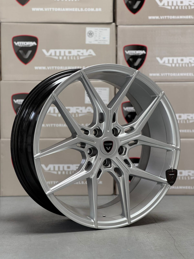 4 RODAS VITTORIA MEMPHIS / ARO 20X8,5 (5X112) ET40